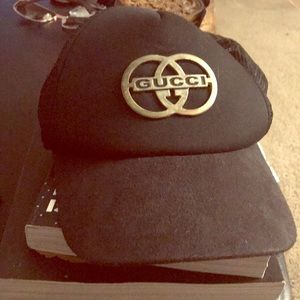 Gucci snap back